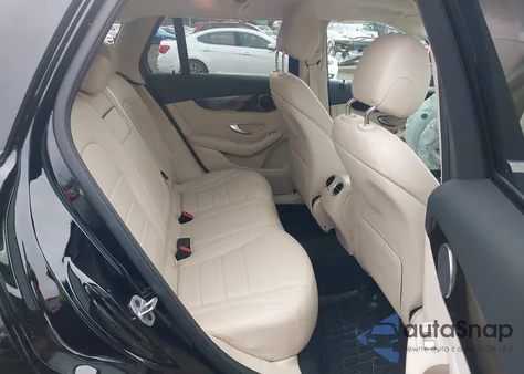 2021 Mercedes-Benz Glc 300 4Matic Suv from USA, damaged, VIN W1N0G8EB5MF963735